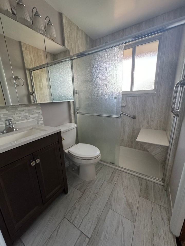 659 East Shiloh Way - Photo 7 of 19