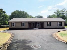 featured image of 14 Stephanie Dr