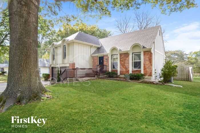 8425 W 98th St - Photo 2 of 15