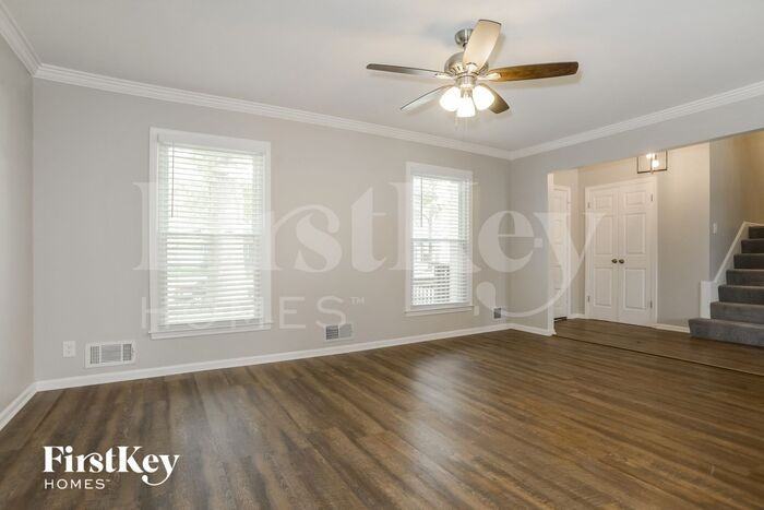 8425 W 98th St - Photo 3 of 15