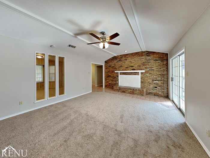 13 Devonshire Dr - Photo 3 of 23