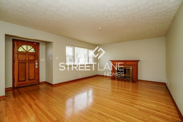 2869 Dover Rd - Photo 2 of 15