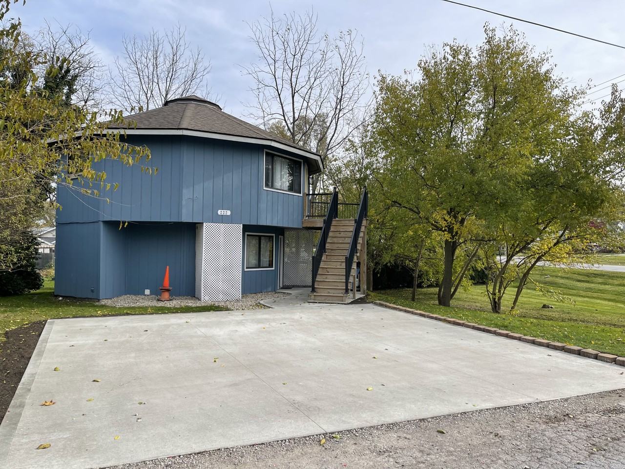 222 Fremont Ave #NA - Photo 2 of 17