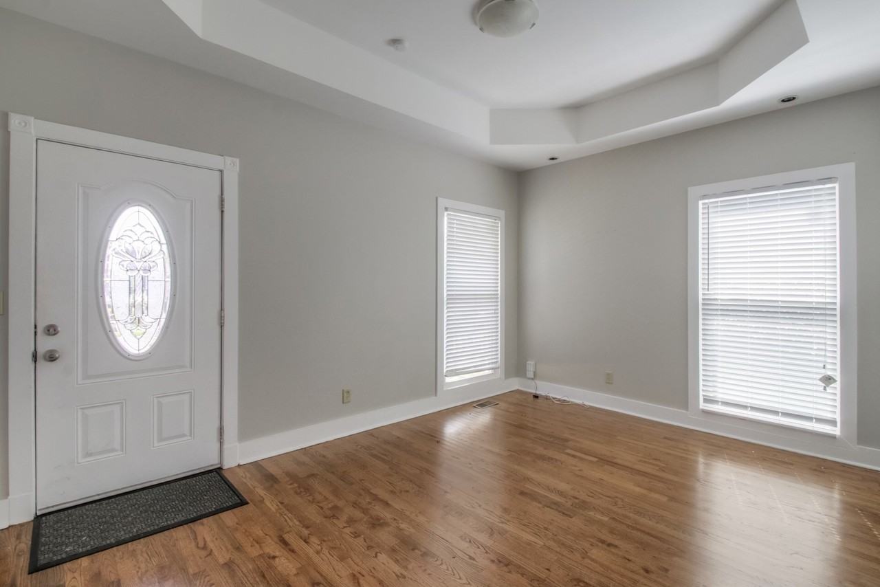 1613A 7th Ave N #NA - Photo 3 of 18
