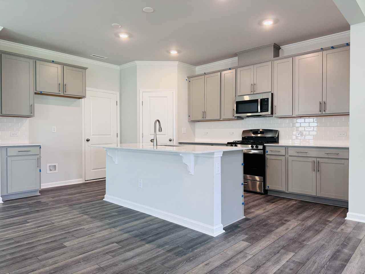 108 Yellow Iris Dr #NA - Photo 2 of 20