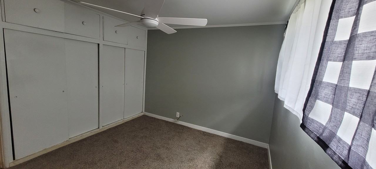 6032 N 39th St #NA - Photo 3 of 5