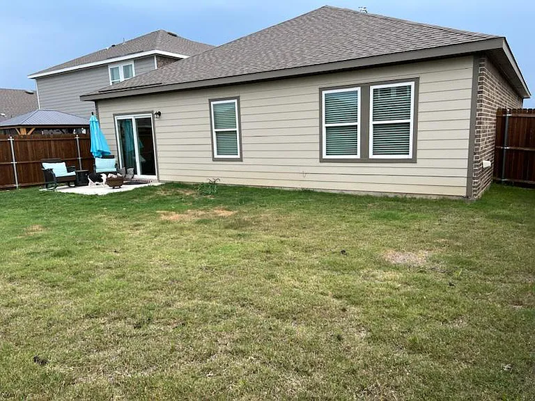 10316 Castle Lyons Ln #NA - Photo 3 of 36