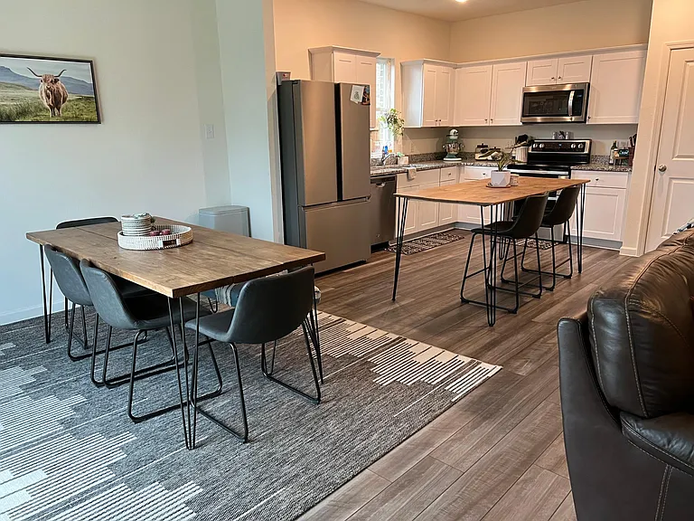 10316 Castle Lyons Ln #NA - Photo 4 of 36