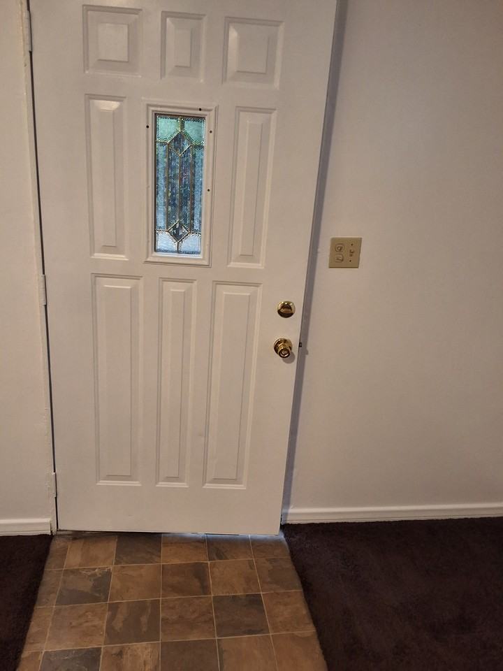 246 Atchison St - Photo 3 of 7