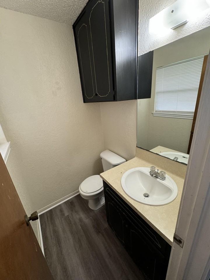 1707 Sunset Street #1 - Photo 5 of 12