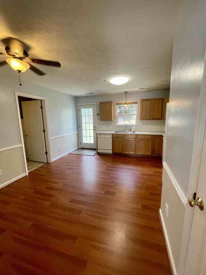 1069 Blue Ridge View Cir #1 - Photo 6 of 28