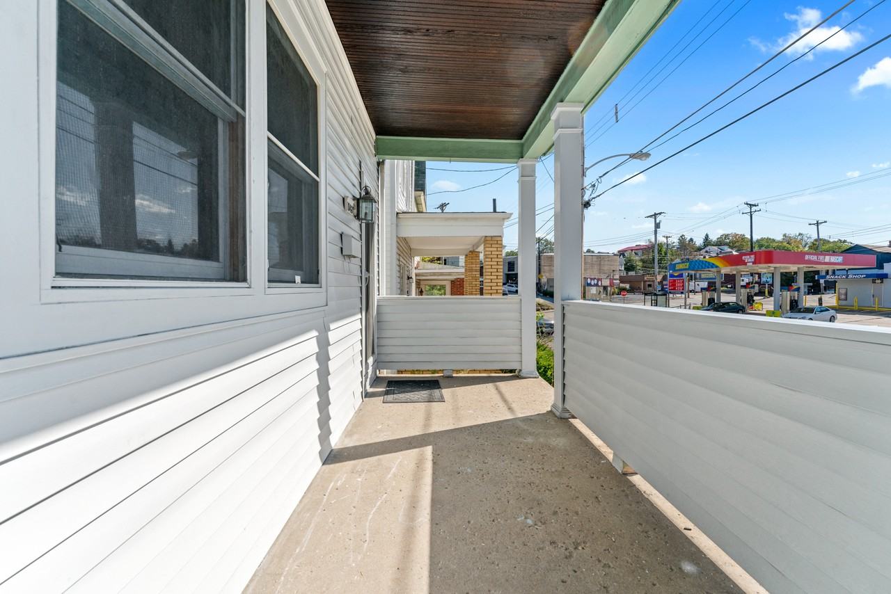 1043 Mount Oliver St #1 - Photo 4 of 28