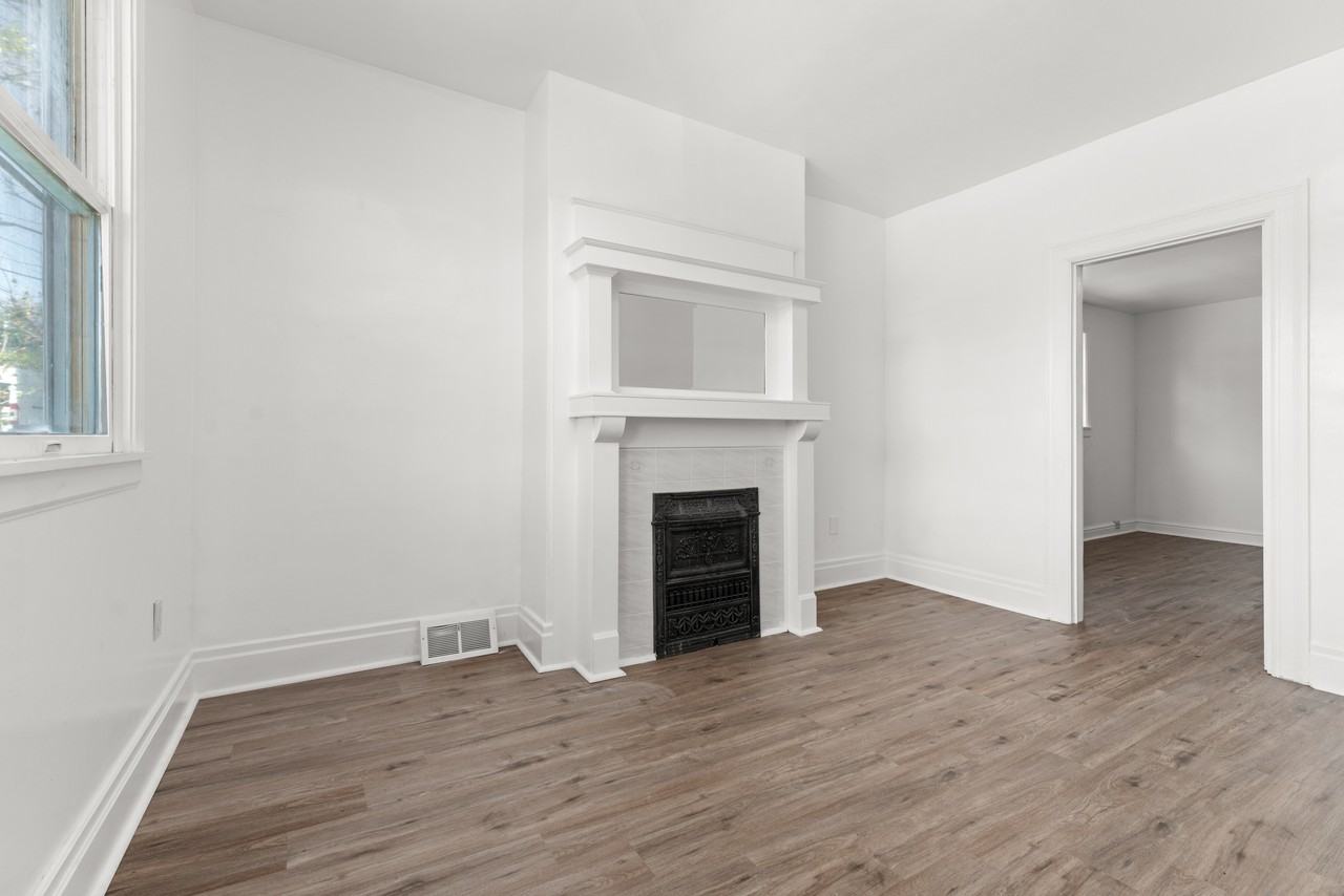 1043 Mount Oliver St #1 - Photo 6 of 28