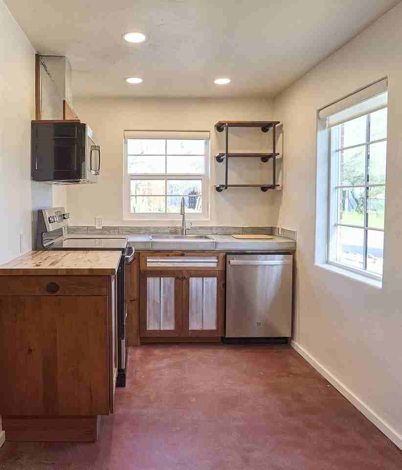 2031 N Tucker Dr #2031 - Photo 5 of 12