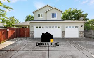 featured image of 3034 Colonial Ave #1