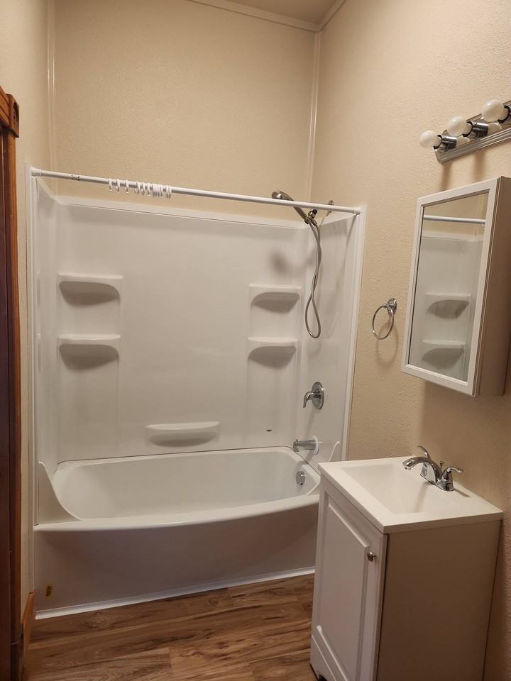 113 W Main St #3 - Photo 3 of 5