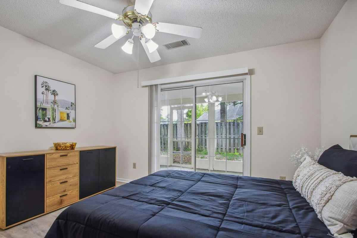 950 Travelers Blvd - Photo 3 of 19