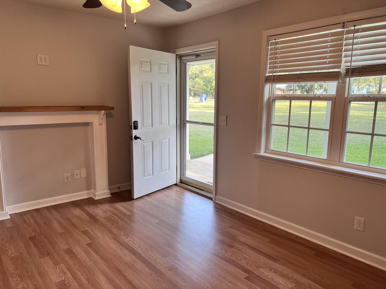 69 Rainbow Rd - Photo 3 of 15