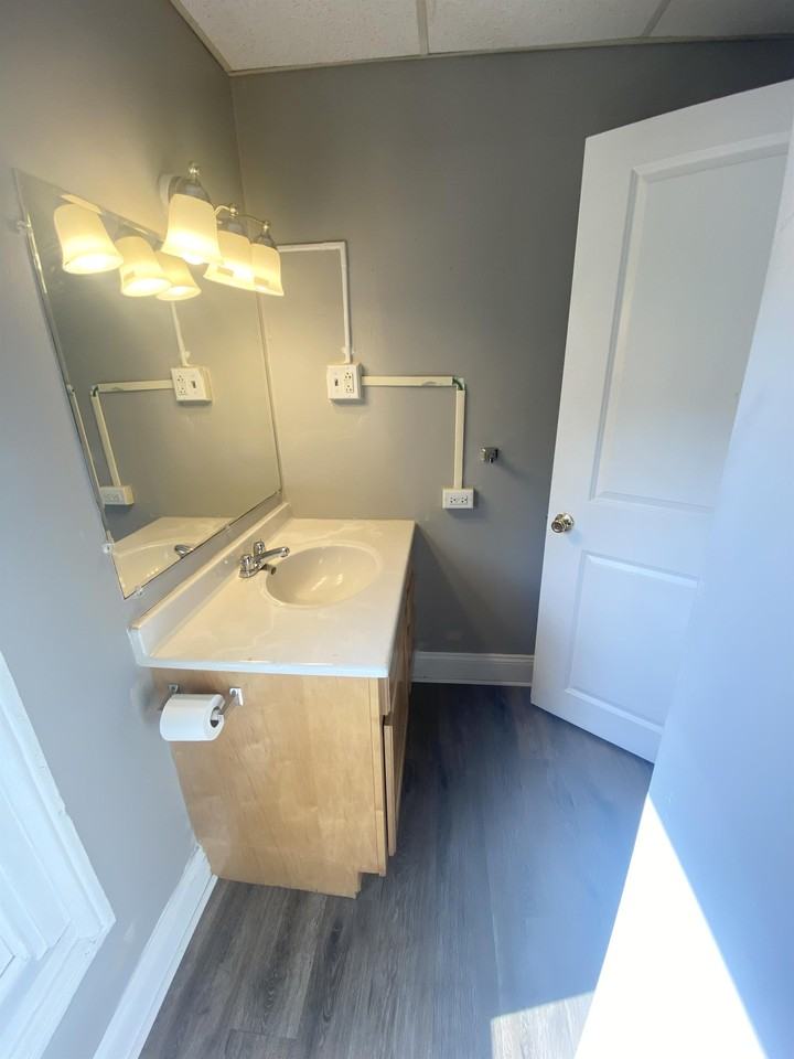 710 State St #710-5 - Photo 6 of 14