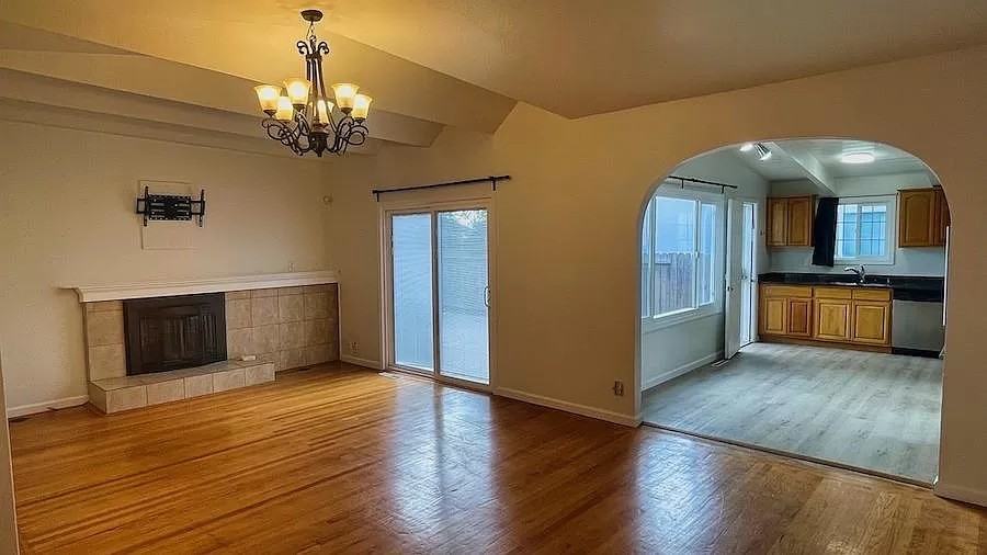 31141 Meadowbrook Ave #1 - Photo 2 of 10