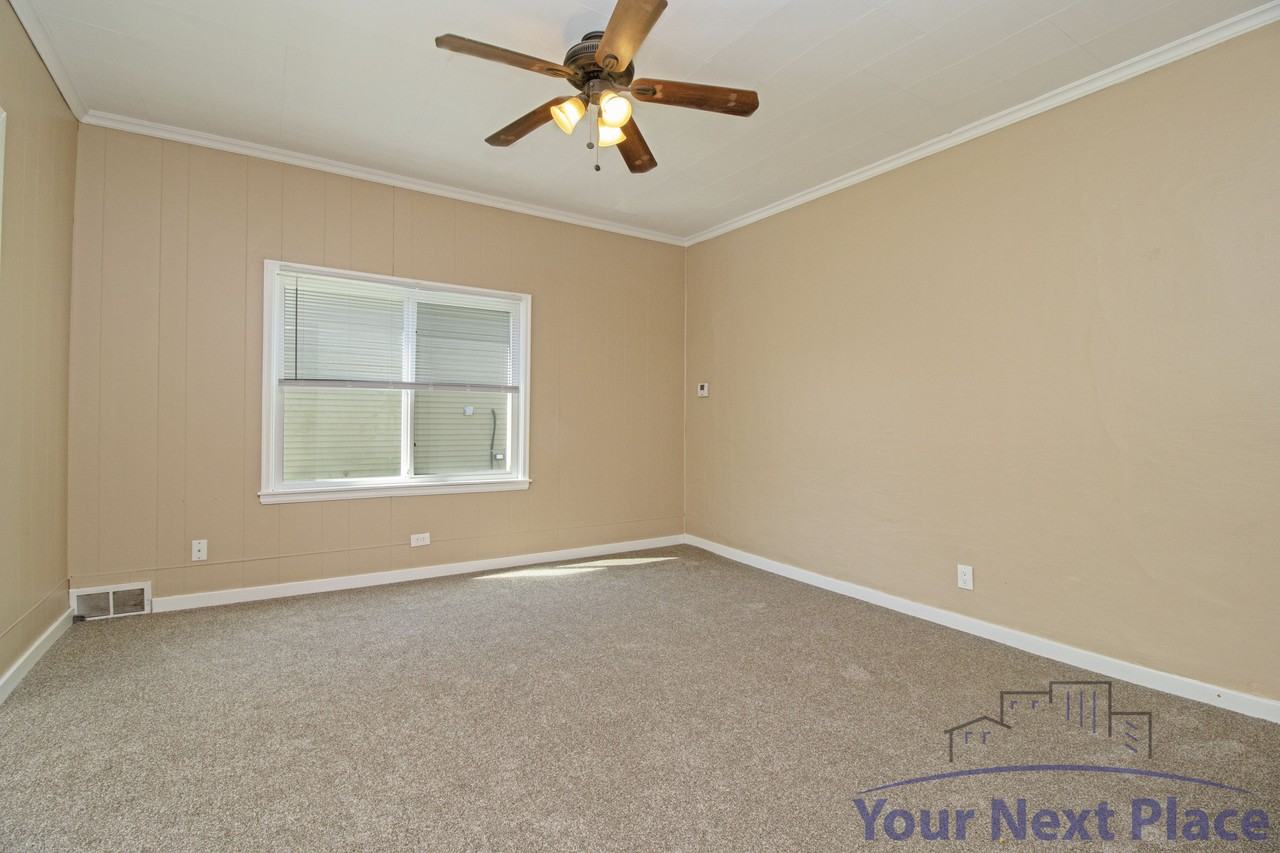 807 McKinley Place South - Photo 2 of 24