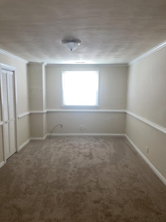 742 Lexington St - Photo 3 of 8