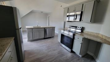 featured image of 90 Stanley St