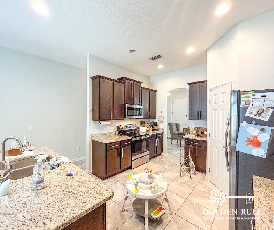 8258 Nw 54th St - Photo 6 of 14