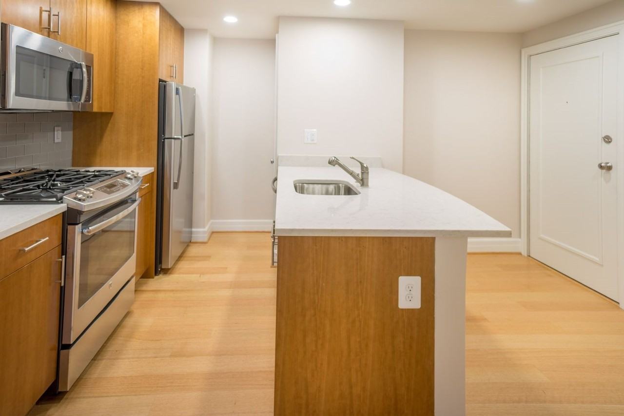 M Street Towers - Photo 2 of 13