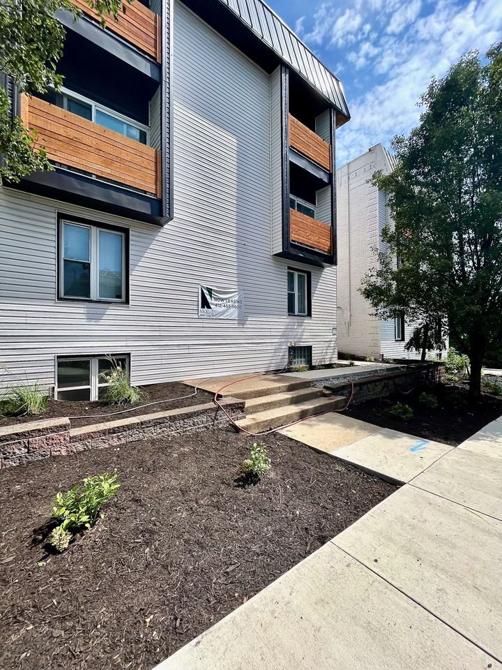 3408 Parkview Avenue Apartments - Photo 2 of 50