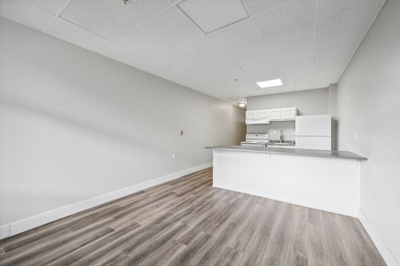 Franklin Park Apartments - Photo 3 of 50