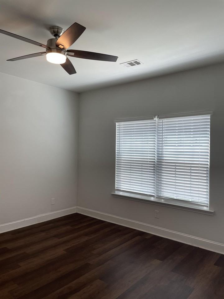 432 Governor Treutlen Cir - Photo 3 of 25