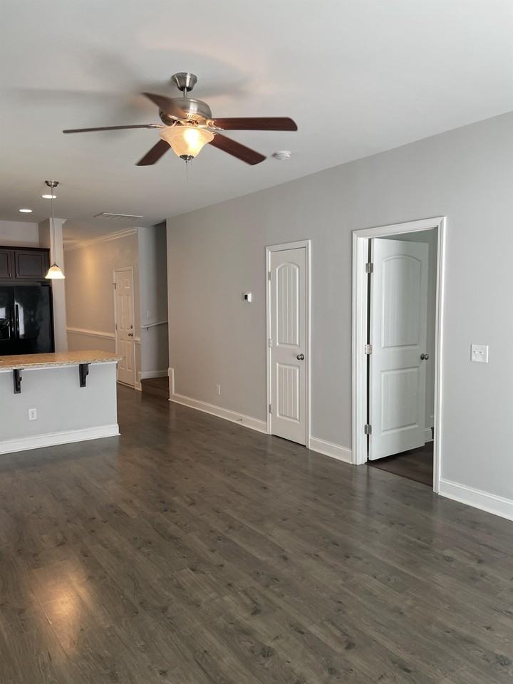 432 Governor Treutlen Cir - Photo 4 of 25