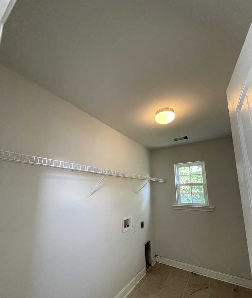 432 Governor Treutlen Cir - Photo 3 of 25