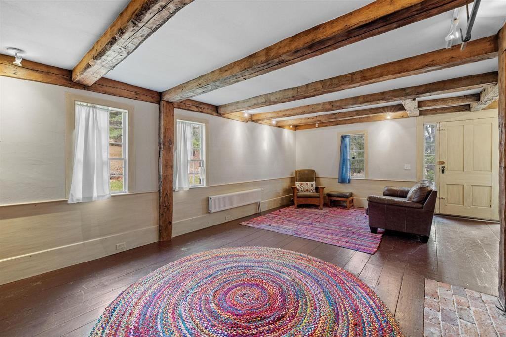 195 Pinnacle Ridge Road - Photo 5 of 32