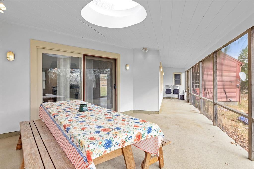 195 Pinnacle Ridge Road - Photo 7 of 32