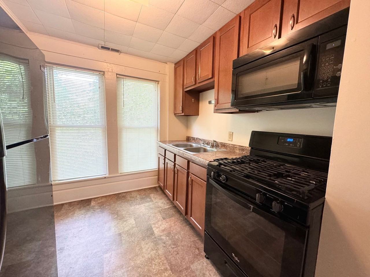 14 Jacobs St - Photo 3 of 22