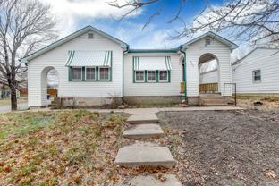 1940 N Volutsia Ave - Photo 1 of 1
