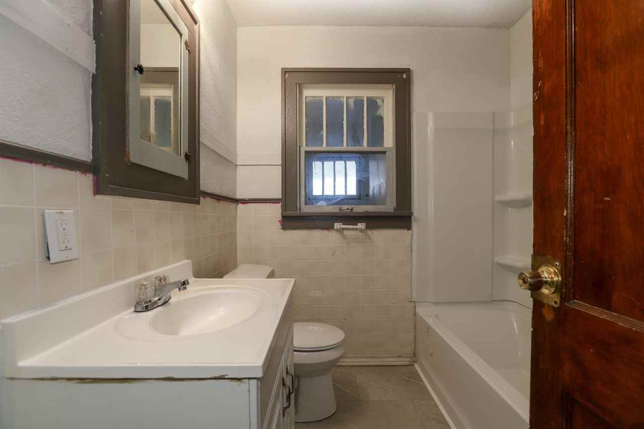 1940 North Volutsia Street - Photo 7 of 10