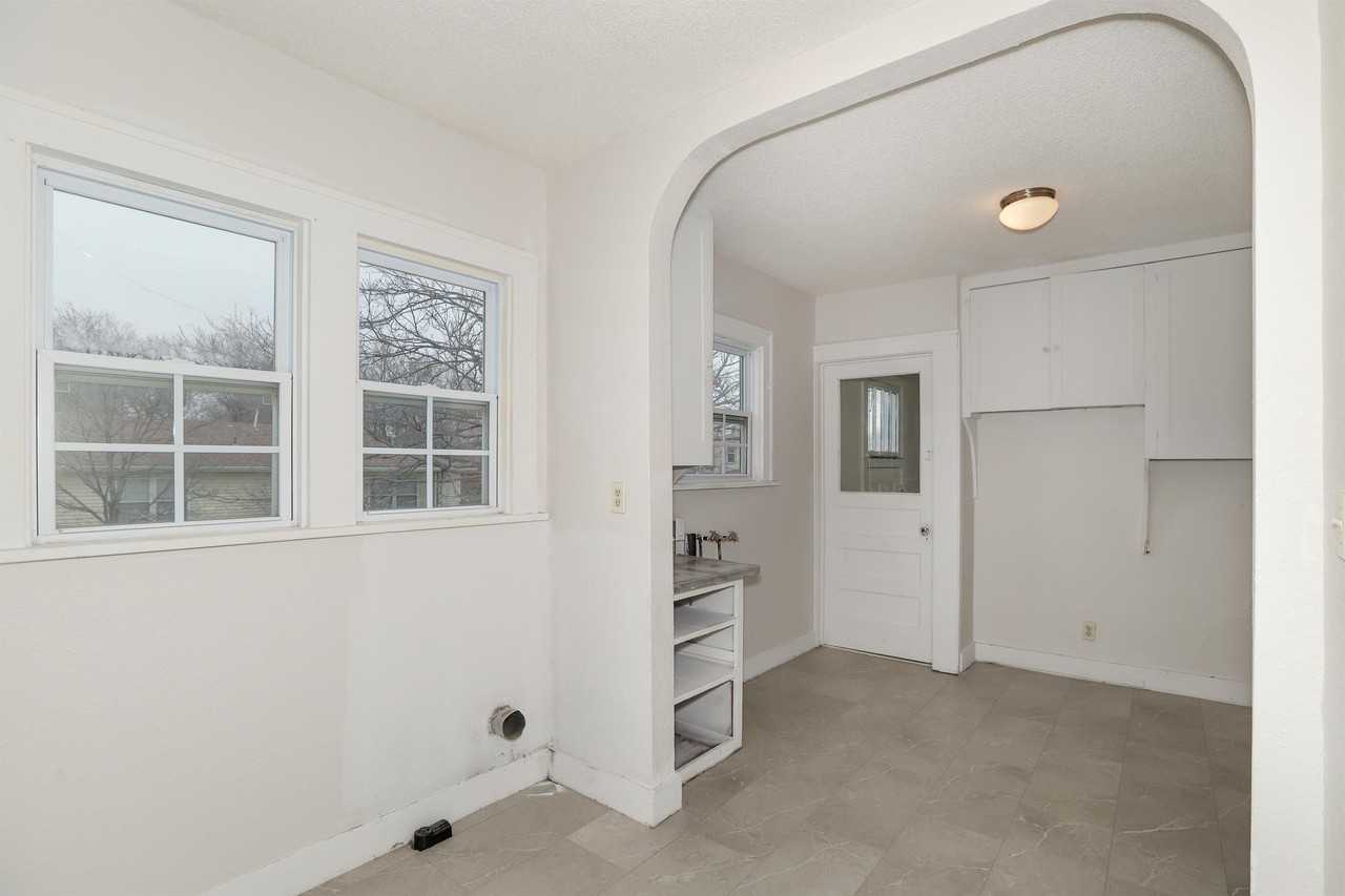 1940 North Volutsia Street - Photo 4 of 10