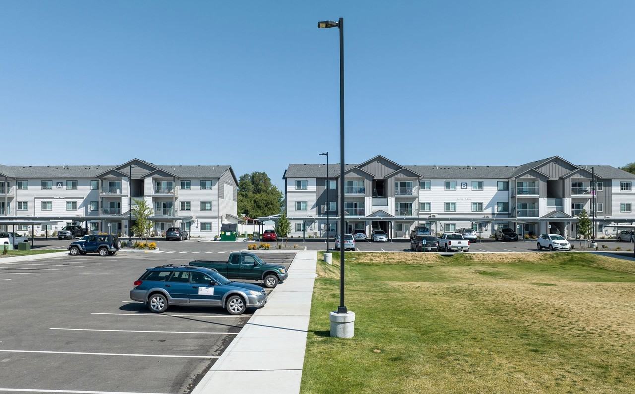 Eleven6 Barker Apartments in Spokane Valley! - Photo 2 of 50