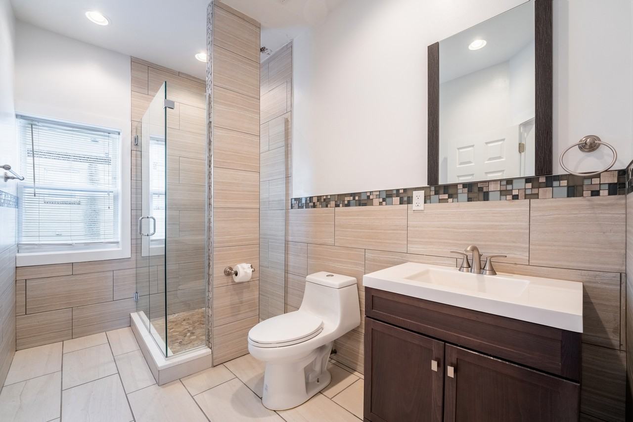 1557 N Orkney St - Photo 5 of 26