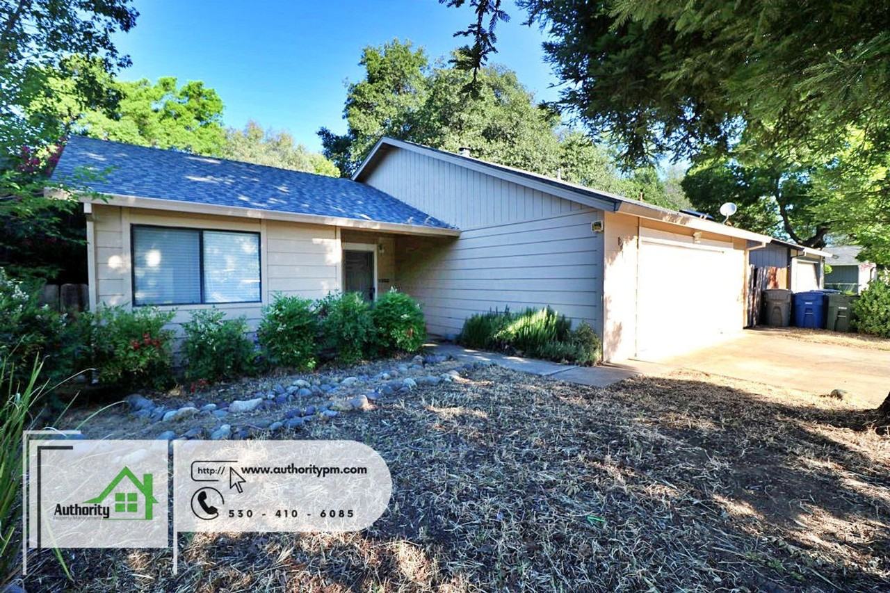 3958 Sunwood Dr - Photo 3 of 23