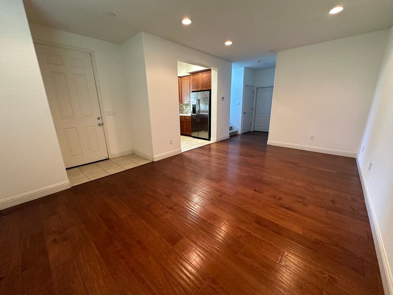 18550 Monterey St - Photo 3 of 20