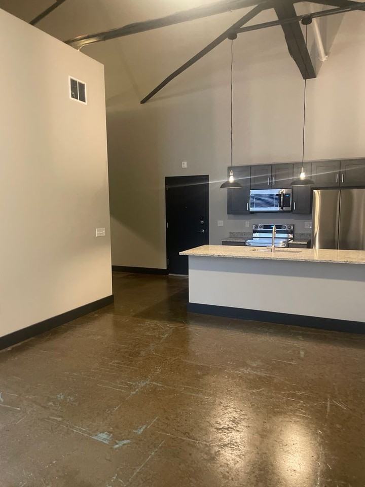 Multi-Family Property - Photo 6 of 24