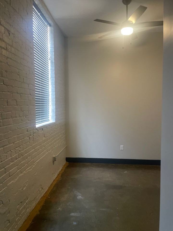 Multi-Family Property - Photo 7 of 24