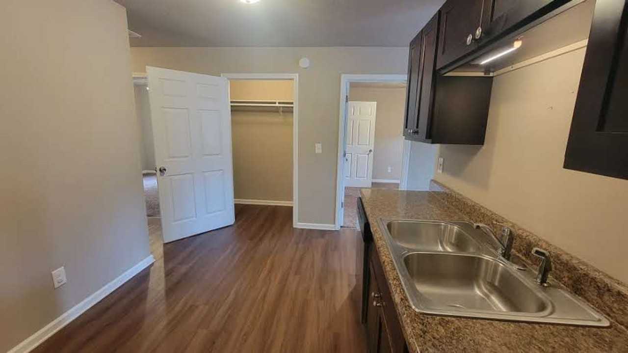 1 Emma Kate Cir - Photo 6 of 20