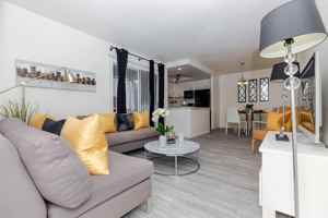 featured image of 11600 N 75th Ave