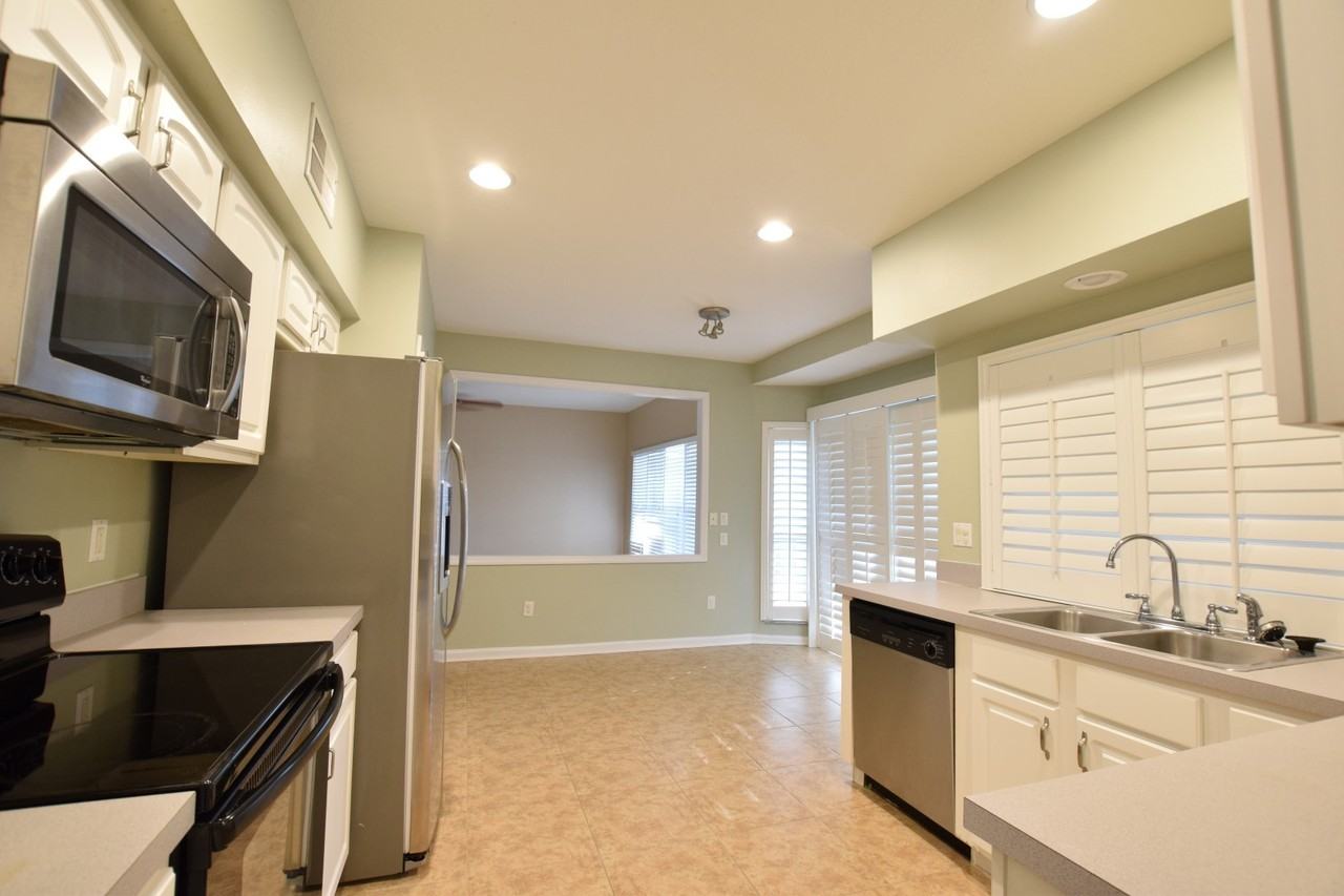 1664 Pine Bay Dr - Photo 6 of 18