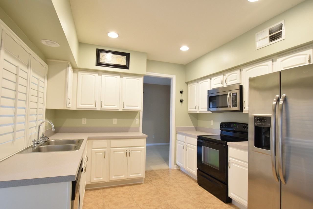 1664 Pine Bay Dr - Photo 7 of 18